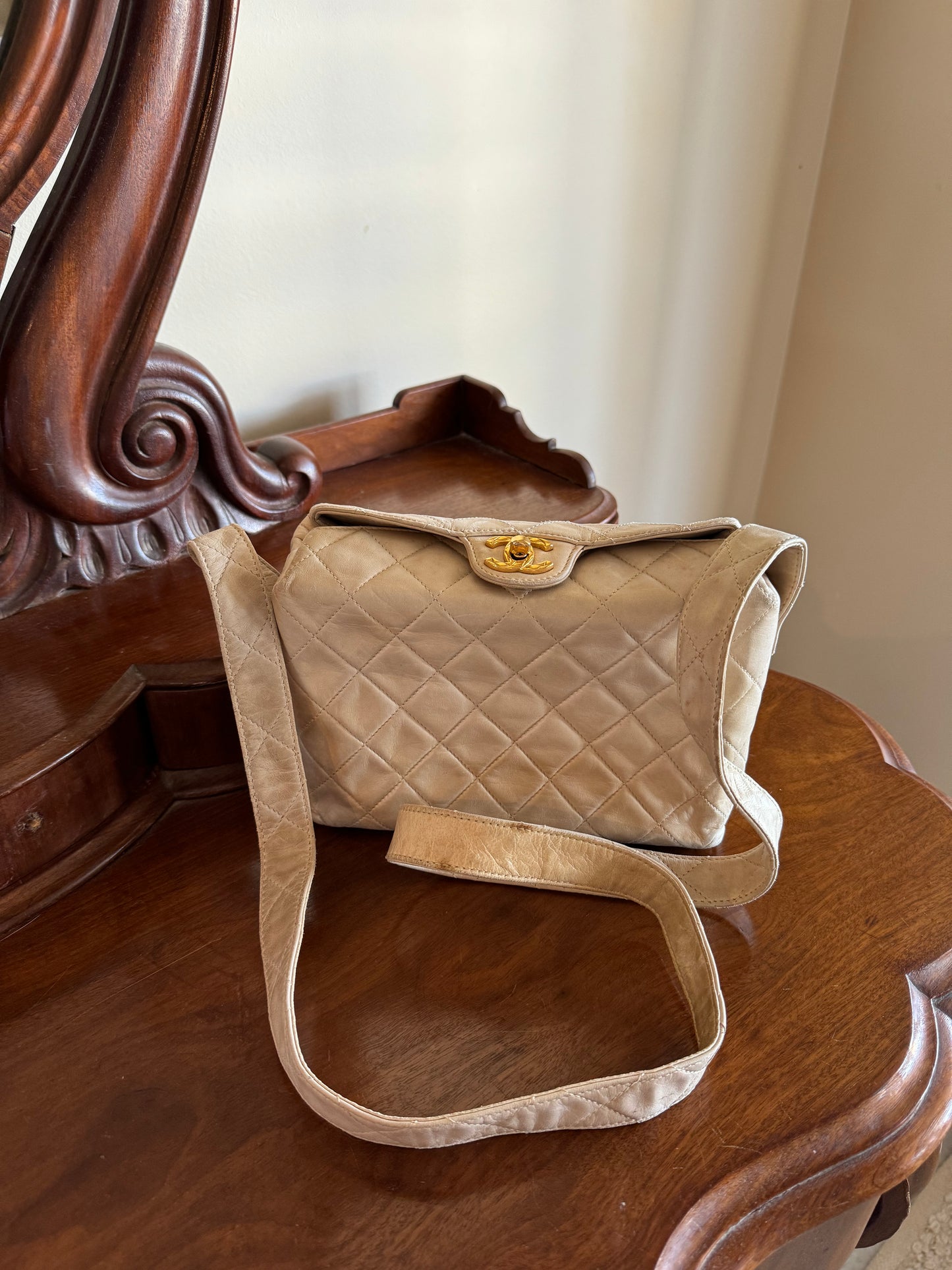 CHANEL MATELASSE CROSSBODY BAG
