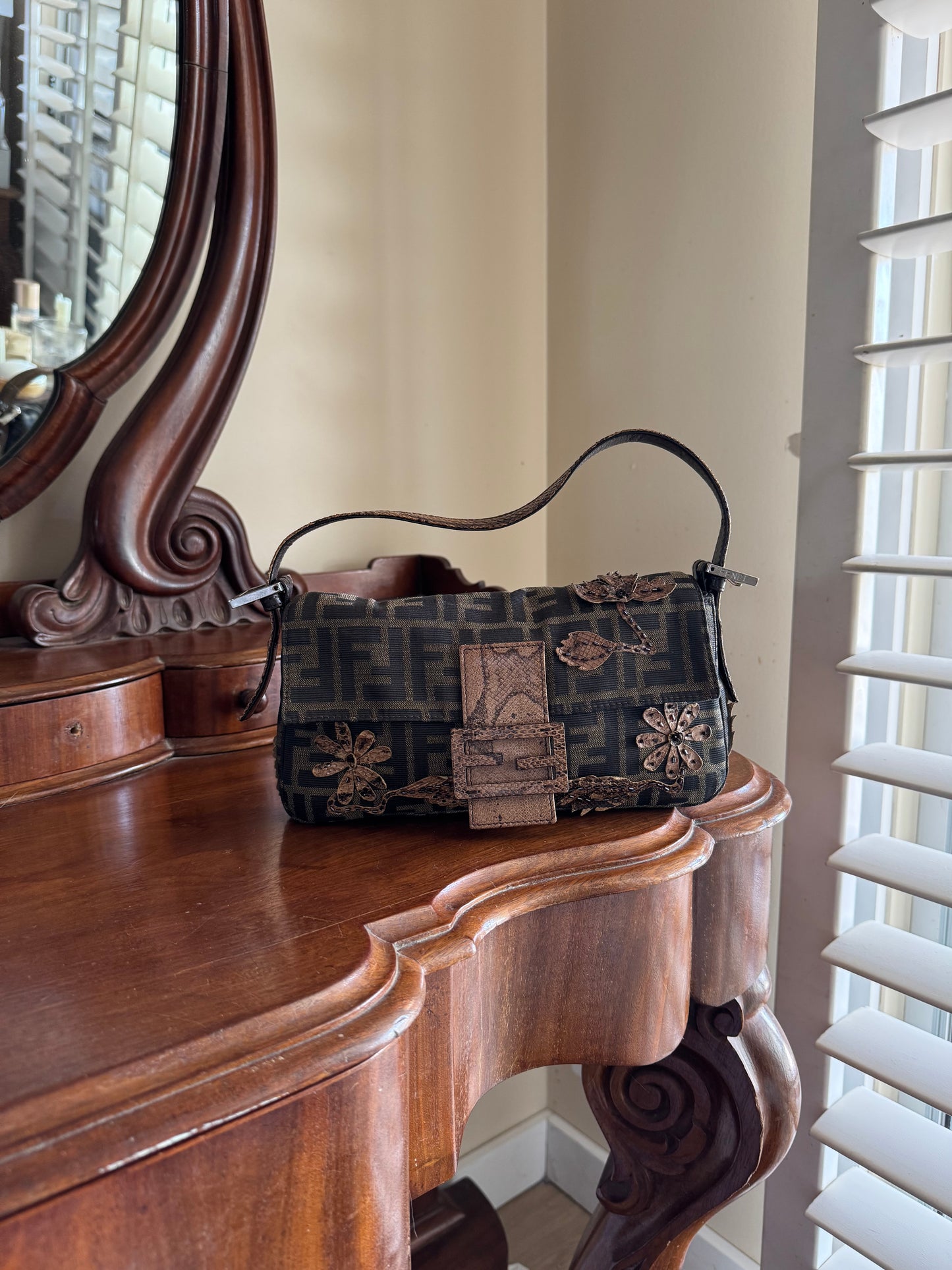 FENDI BAGUETTE