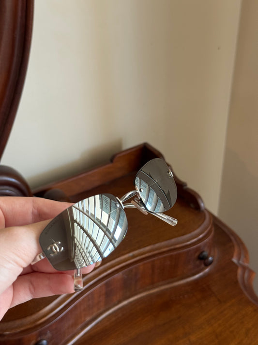 CHANEL SUNGLASSES 4002