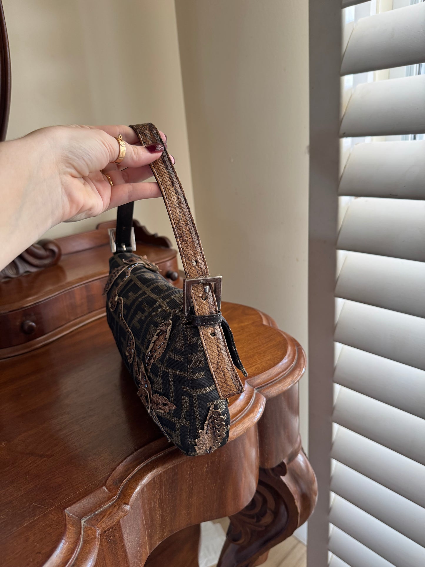 FENDI BAGUETTE