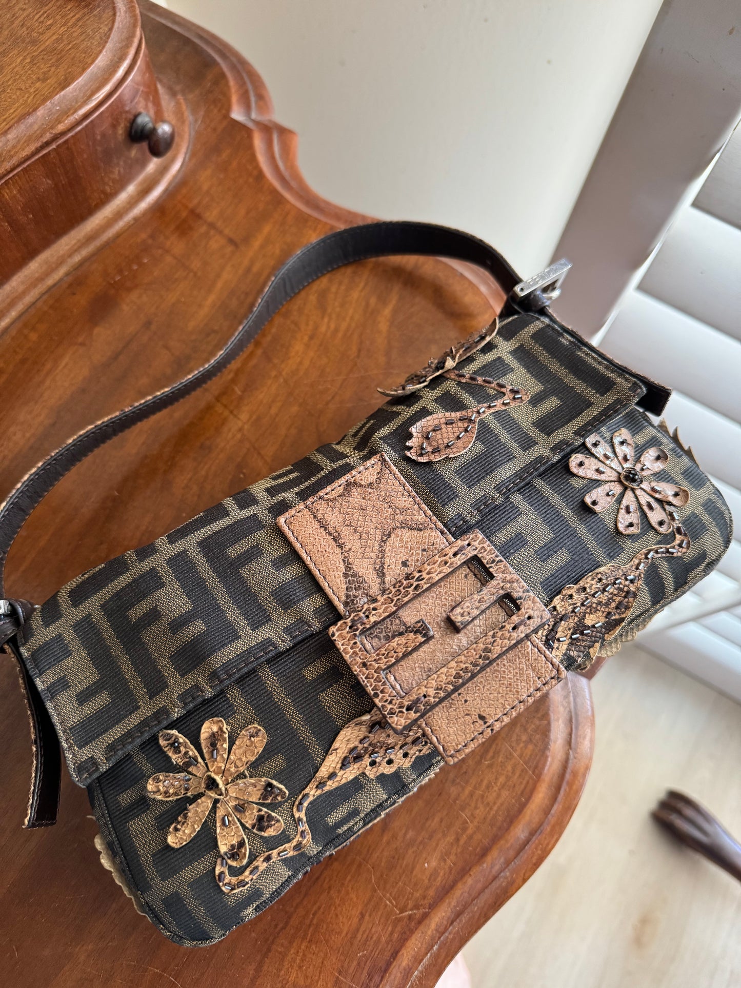 FENDI BAGUETTE