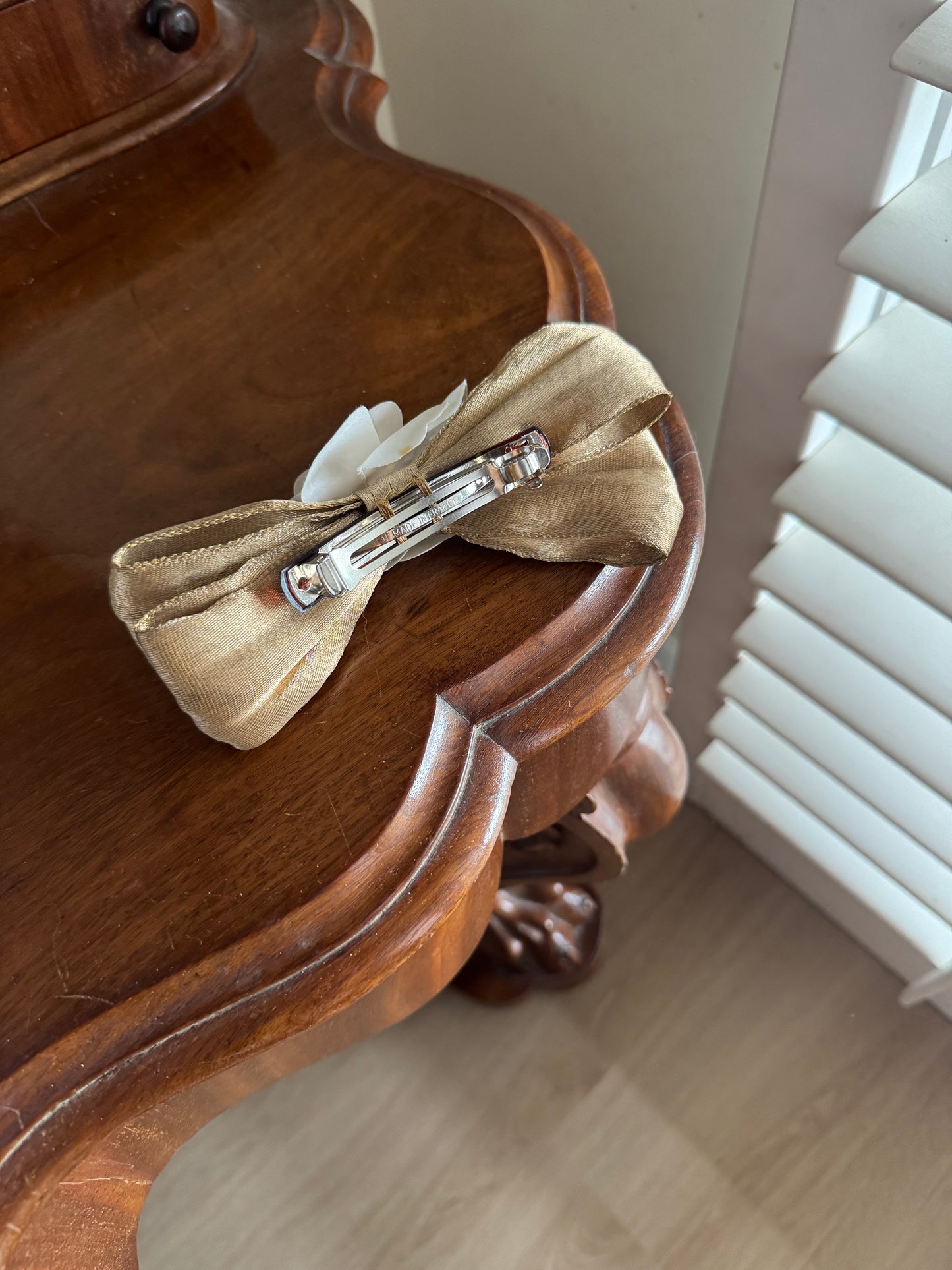 CHANEL HAIR BARRETTE