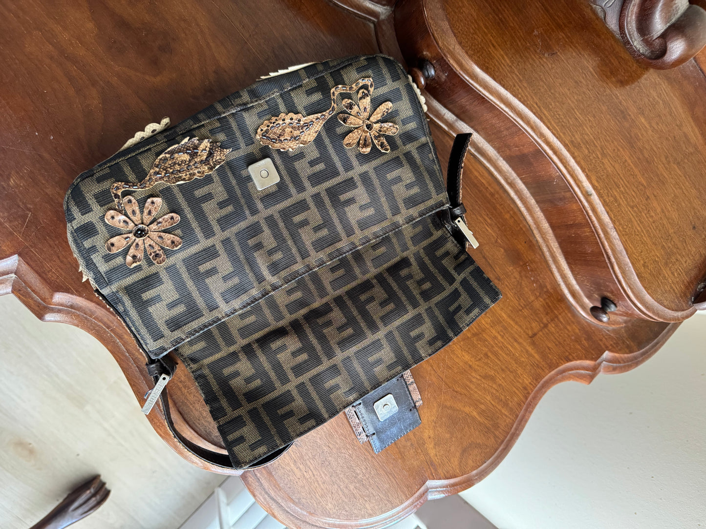 FENDI BAGUETTE