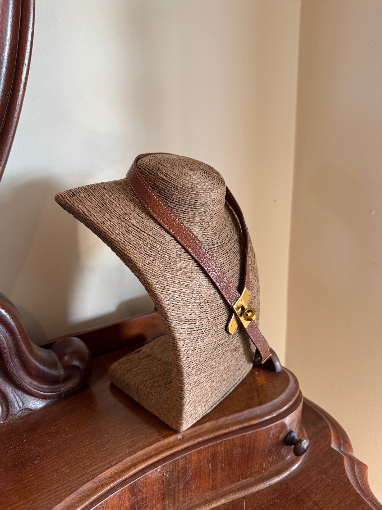 HERMES KELLY NECKLACE