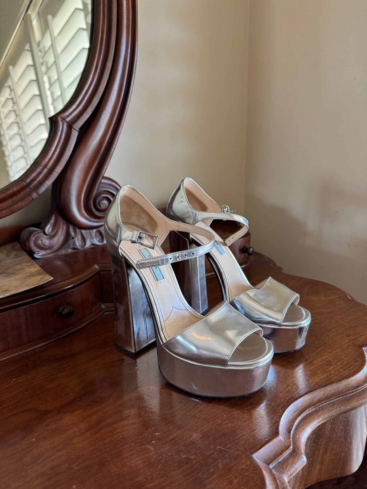 PRADA PLATFORM PUMPS SIZE 38